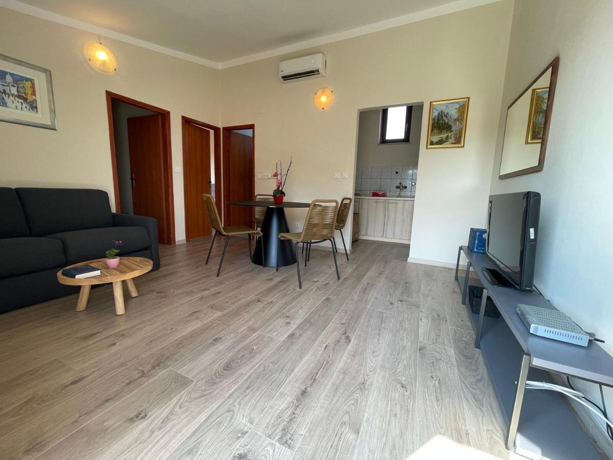 Apartmani Martina Porec Ngoại thất bức ảnh