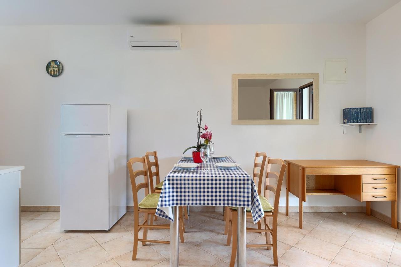 Apartmani Martina Porec Ngoại thất bức ảnh